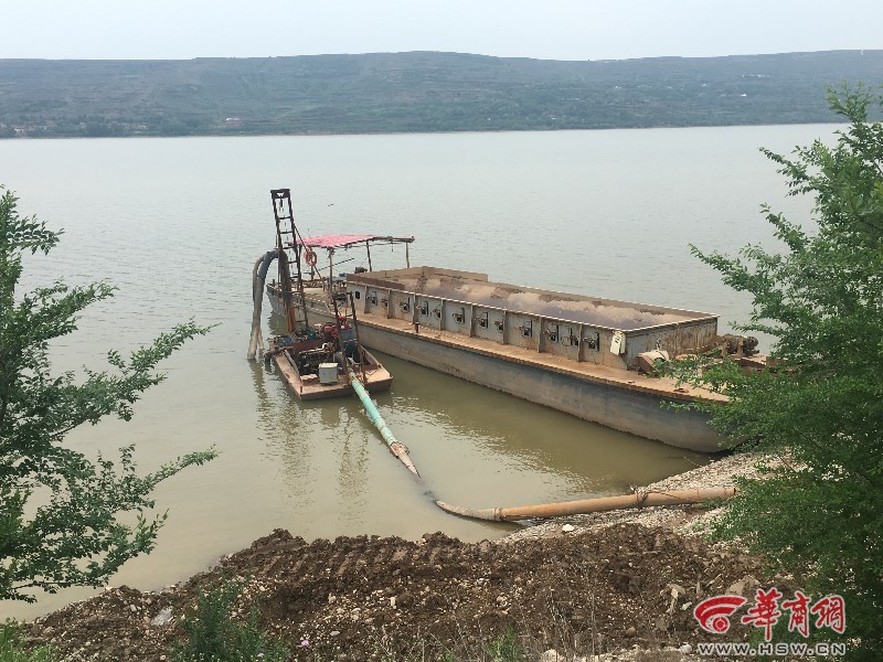 在宝鸡王家崖水库渠首水库 9家公司借清淤之名疯狂采砂